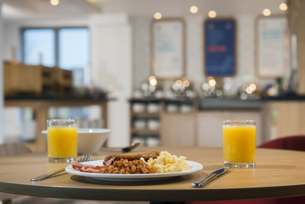 Holiday Inn Express Portsmouth - North By Ihg Ngoại thất bức ảnh