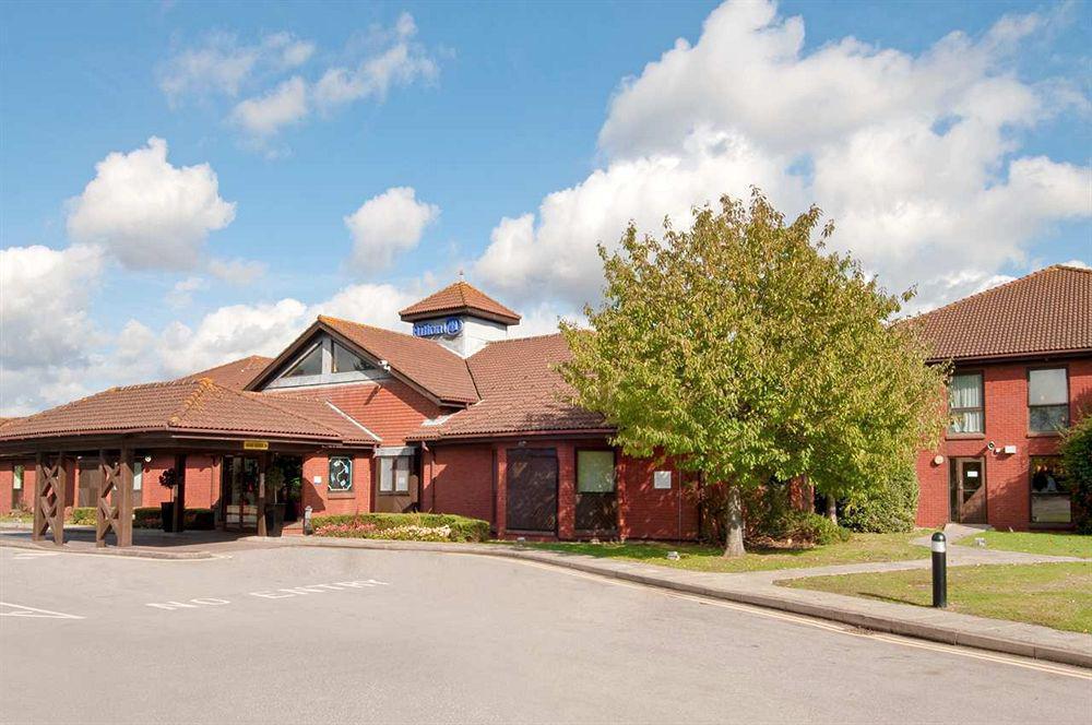 Holiday Inn Express Portsmouth - North By Ihg Ngoại thất bức ảnh