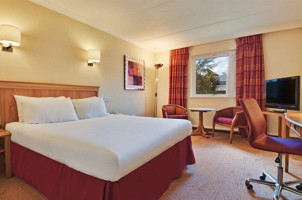 Holiday Inn Express Portsmouth - North By Ihg Phòng bức ảnh
