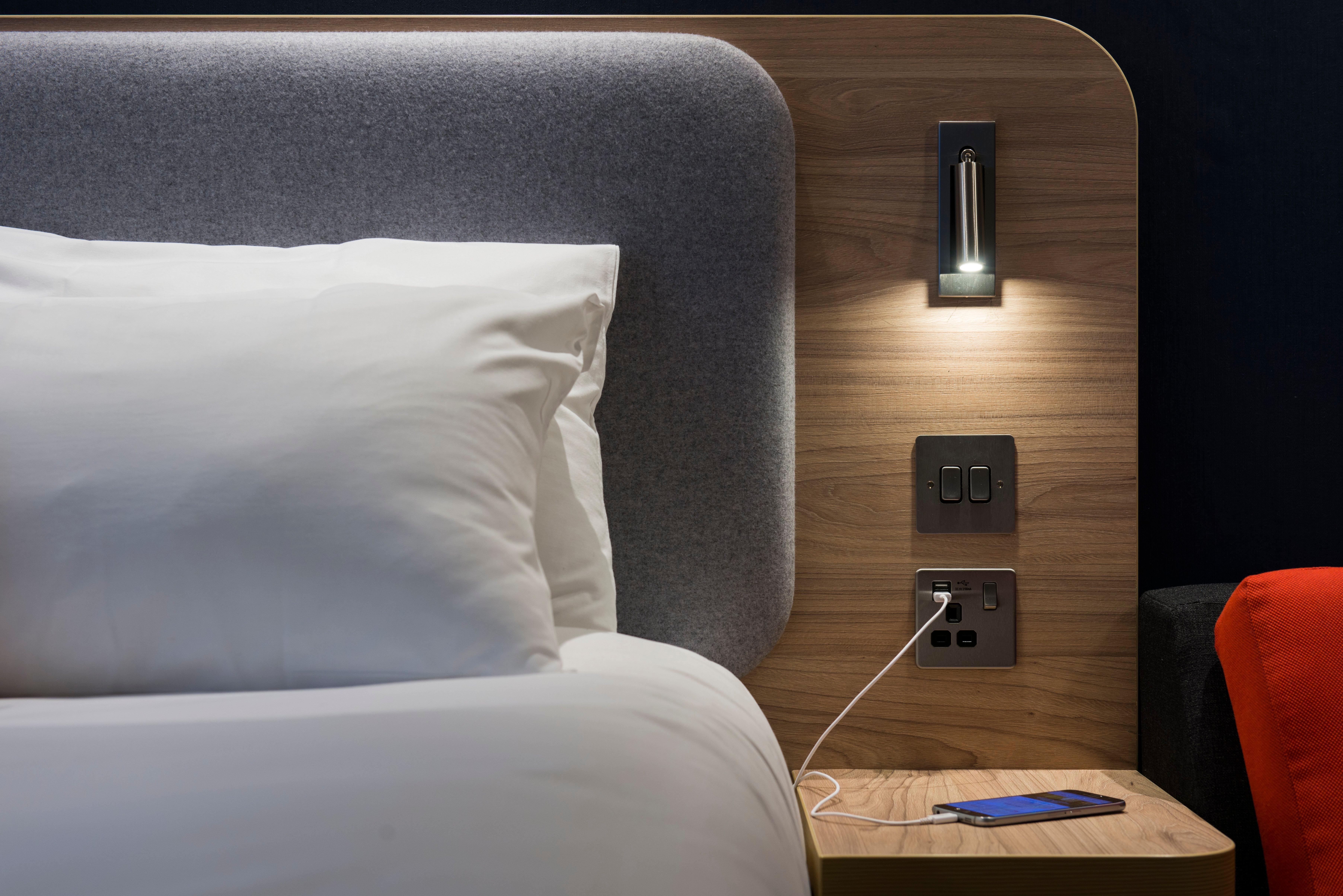 Holiday Inn Express Portsmouth - North By Ihg Ngoại thất bức ảnh