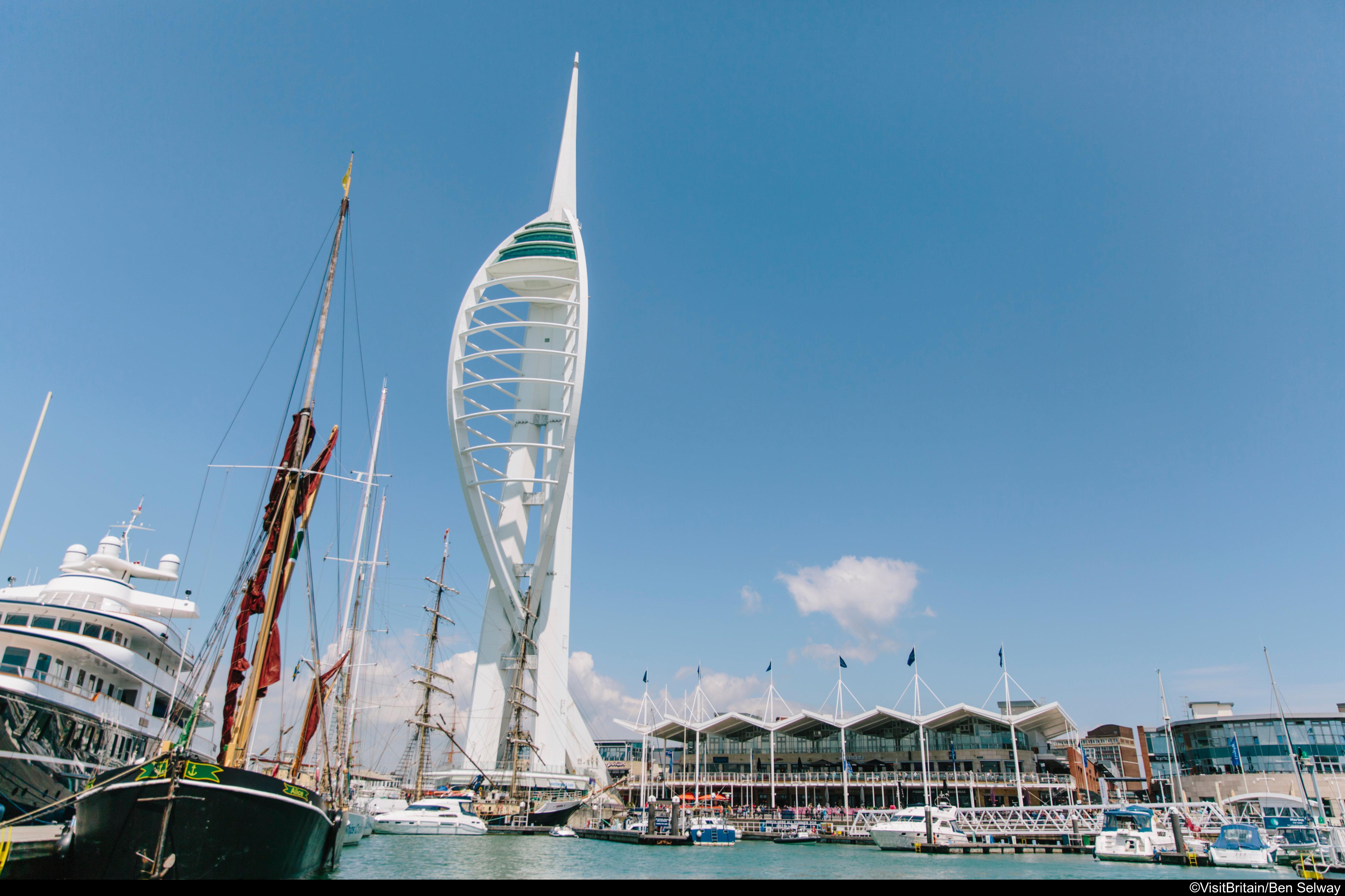 Holiday Inn Express Portsmouth - North By Ihg Ngoại thất bức ảnh